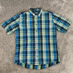 Cabela’s Men’s Short Sleeve Button Down Shirt